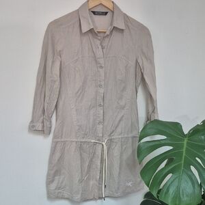 Arc'teryx Light Taupe Button-Down Shirt with Drawstring